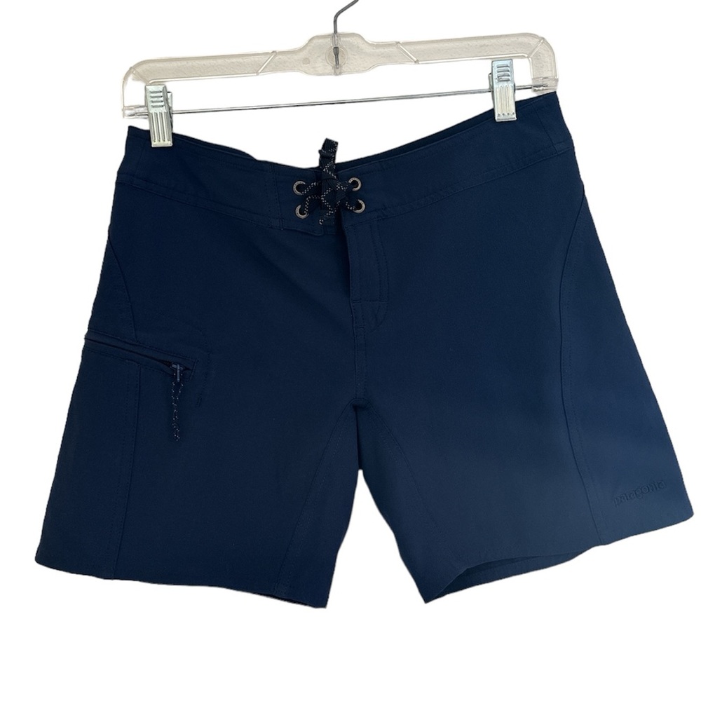 Patagonia Shorts Women Size 2 Blue